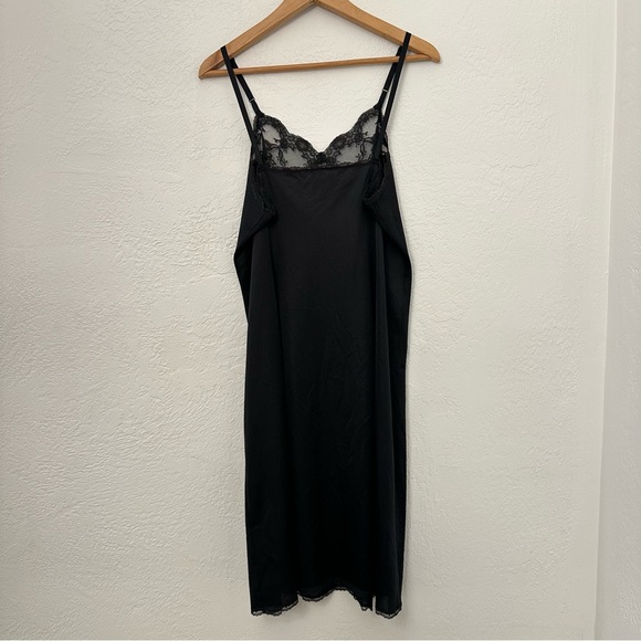 Vintage Vanity Fair Black Full Slip Dress Grunge Whimsigoth Goth - Picture 3 of 8